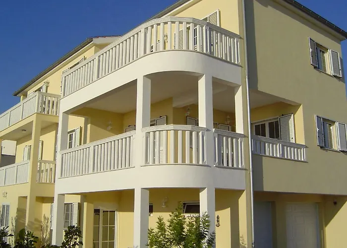 Villa Lovric